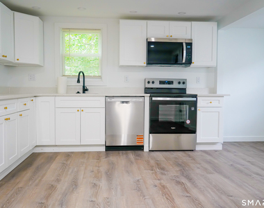 162 Hobart Street - Photo Thumbnail 3
