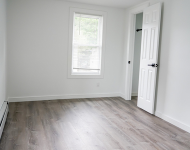 162 Hobart Street - Photo Thumbnail 8