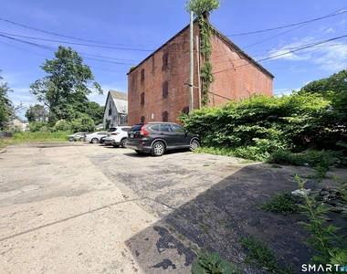 36 Truman Street - Photo Thumbnail 17