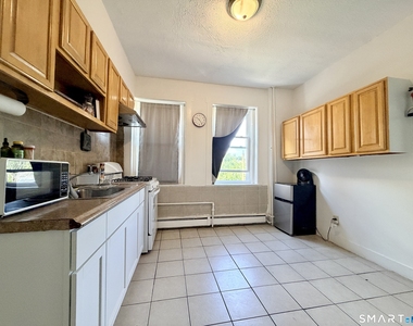 36 Truman Street - Photo Thumbnail 8