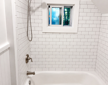 31 Wallace Street - Photo Thumbnail 2