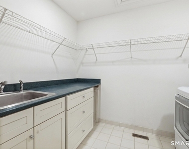 18 Haviland Lane - Photo Thumbnail 14