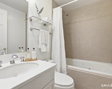 18 Haviland Lane - Photo Thumbnail 11