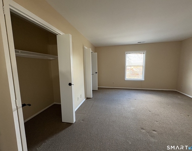 37 Greenwich Avenue - Photo Thumbnail 12