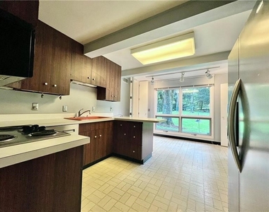 112 Pheasant Dr - Photo Thumbnail 8