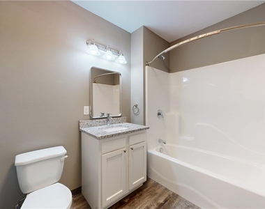 1450 Fifth Avenue - Photo Thumbnail 8
