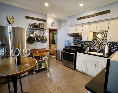 9 Beverly Street - Photo Thumbnail 9