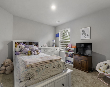 75 Kingfisher Walk - Photo Thumbnail 18