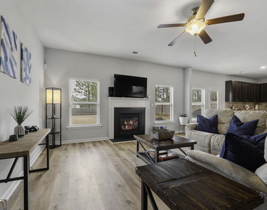 75 Kingfisher Walk - Photo Thumbnail 7