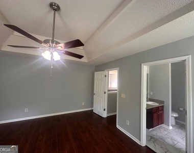 4935 Notting Glen Lane - Photo Thumbnail 18