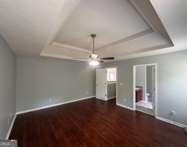 4935 Notting Glen Lane - Photo Thumbnail 16