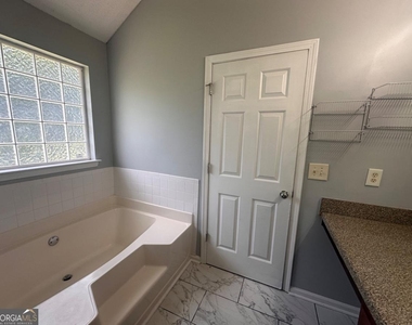 4935 Notting Glen Lane - Photo Thumbnail 24