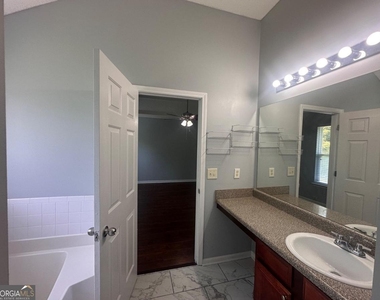 4935 Notting Glen Lane - Photo Thumbnail 19