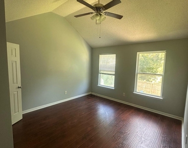 4935 Notting Glen Lane - Photo Thumbnail 27