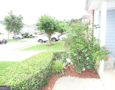 1465 April Lane - Photo Thumbnail 3