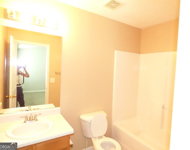 1465 April Lane - Photo Thumbnail 20