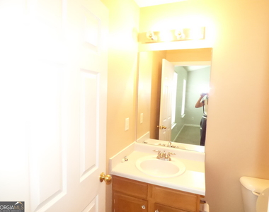 1465 April Lane - Photo Thumbnail 19