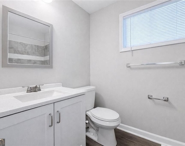 2146 Brookview Drive - Photo Thumbnail 9