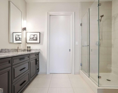 1065 Peachtree Street Ne - Photo Thumbnail 14
