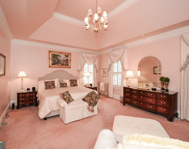 1640 Lazy River Lane - Photo Thumbnail 33