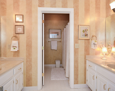 1640 Lazy River Lane - Photo Thumbnail 60