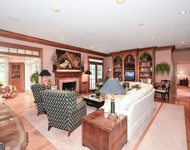 1640 Lazy River Lane - Photo Thumbnail 18