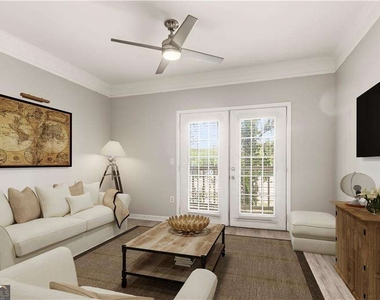 2700 Pine Tree Road Ne - Photo Thumbnail 1