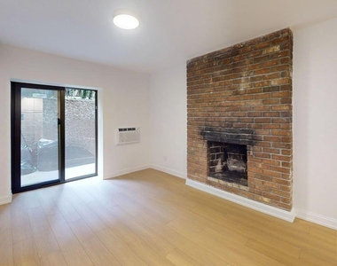 227 East 11th Street - Photo Thumbnail 6