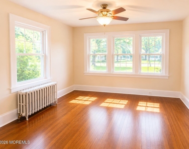 129 Rumson Road - Photo Thumbnail 4