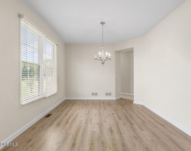 12 Patton Court - Photo Thumbnail 5