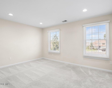 12 Patton Court - Photo Thumbnail 20