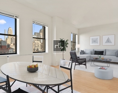West 34th Street - Photo Thumbnail 2