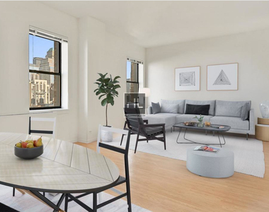 West 34th Street - Photo Thumbnail 1