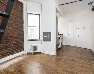 East 23rd Street - Photo Thumbnail 1