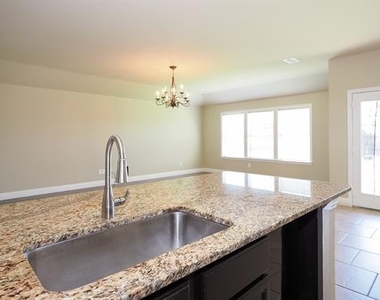 3009 Whitetail Circle - Photo Thumbnail 6