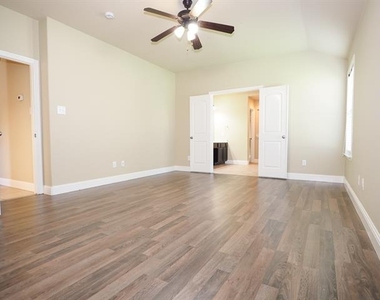 3009 Whitetail Circle - Photo Thumbnail 14