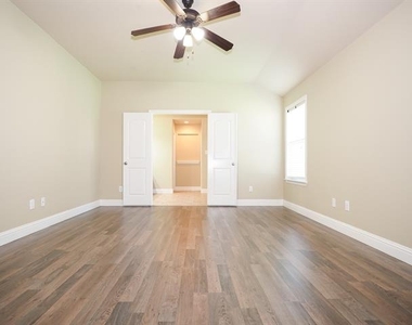 3009 Whitetail Circle - Photo Thumbnail 13