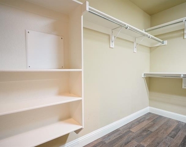 3009 Whitetail Circle - Photo Thumbnail 21