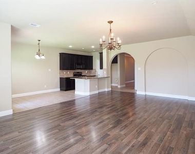 3009 Whitetail Circle - Photo Thumbnail 7