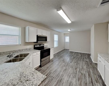 4884 Waterford Drive - Photo Thumbnail 3
