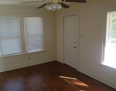 3951 Lafayette Avenue - Photo Thumbnail 4