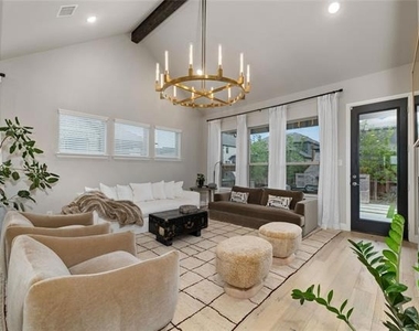 2262 Poppyvine Road - Photo Thumbnail 3