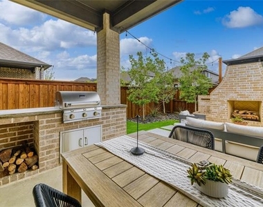 2262 Poppyvine Road - Photo Thumbnail 39