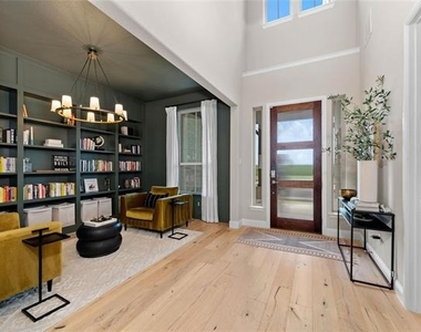 2262 Poppyvine Road - Photo Thumbnail 10