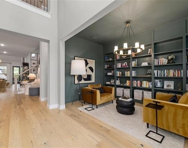 2262 Poppyvine Road - Photo Thumbnail 11