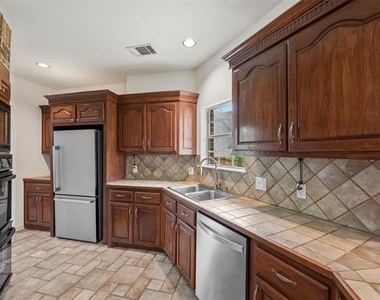 5607 Ranger Drive - Photo Thumbnail 17