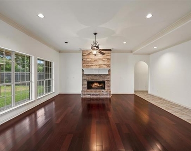 5607 Ranger Drive - Photo Thumbnail 12