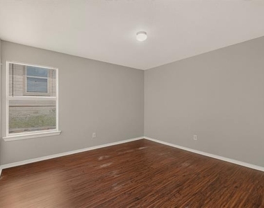 4823 Mexico Court - Photo Thumbnail 27