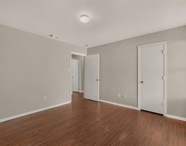 4823 Mexico Court - Photo Thumbnail 29