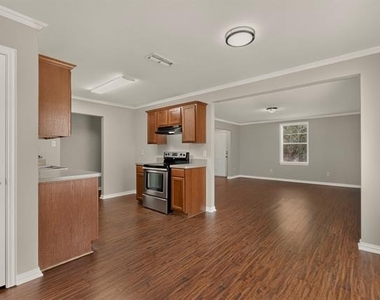 4823 Mexico Court - Photo Thumbnail 9